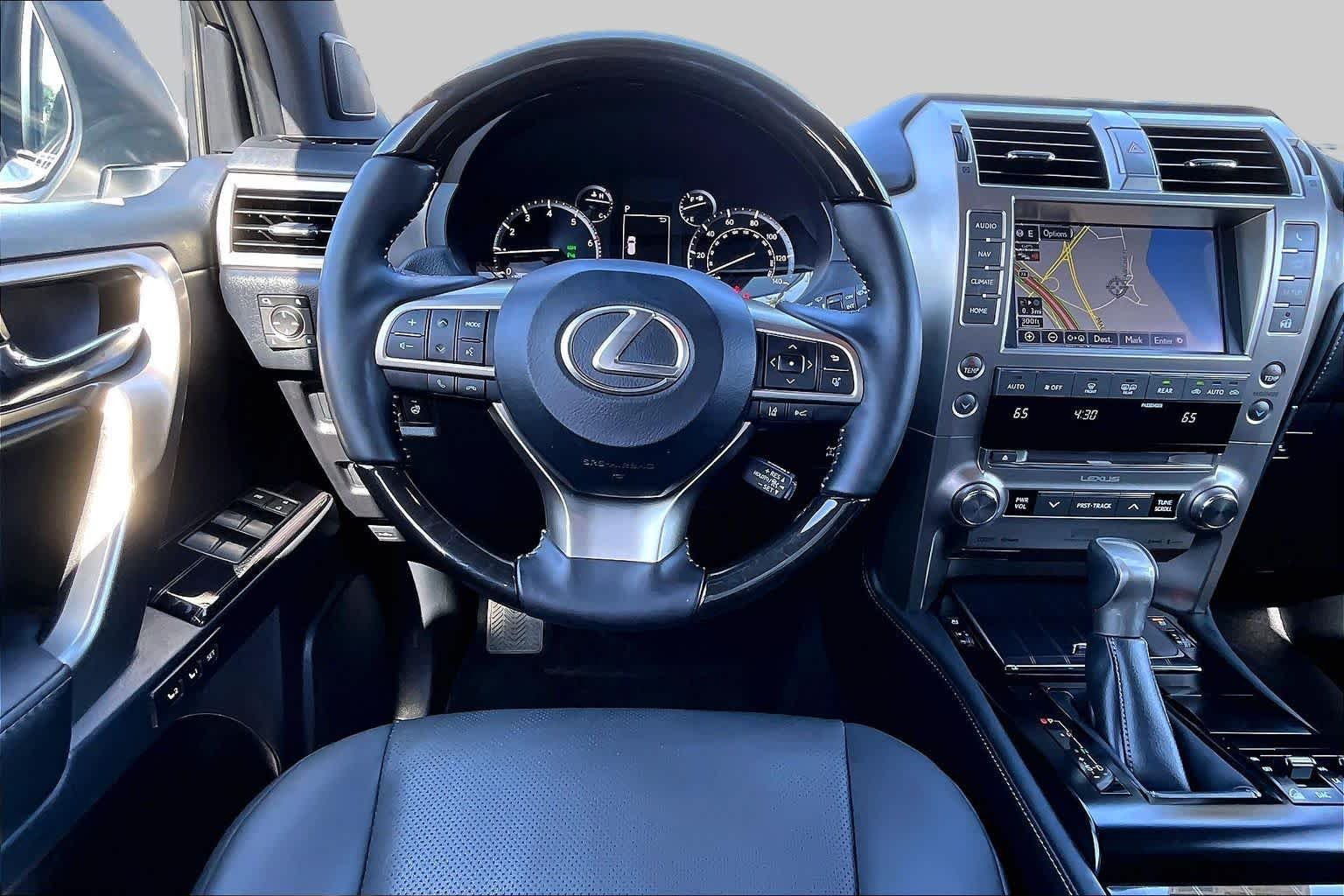Used 2021 Starfire Pearl Lexus Premium image 5