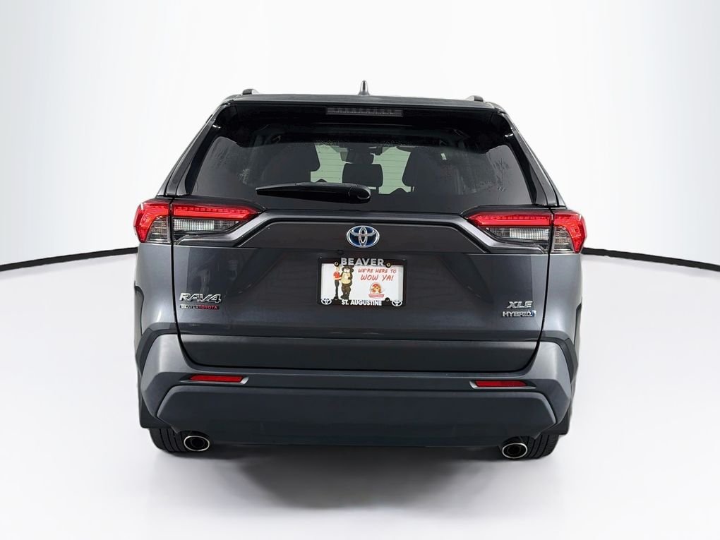 Used 2023 Gray Toyota XLE Premium image 8