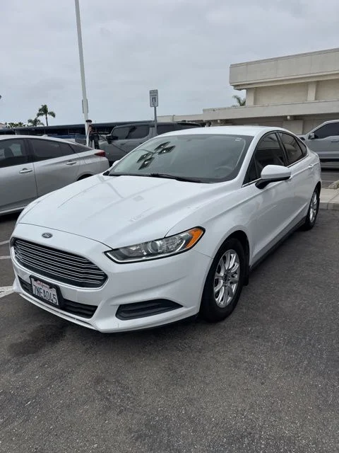Used 2016 Ford Fusion S with VIN 3FA6P0G75GR195697 for sale in Ventura, CA