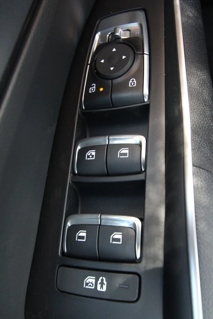 New 2026 Silver Kia S image 24