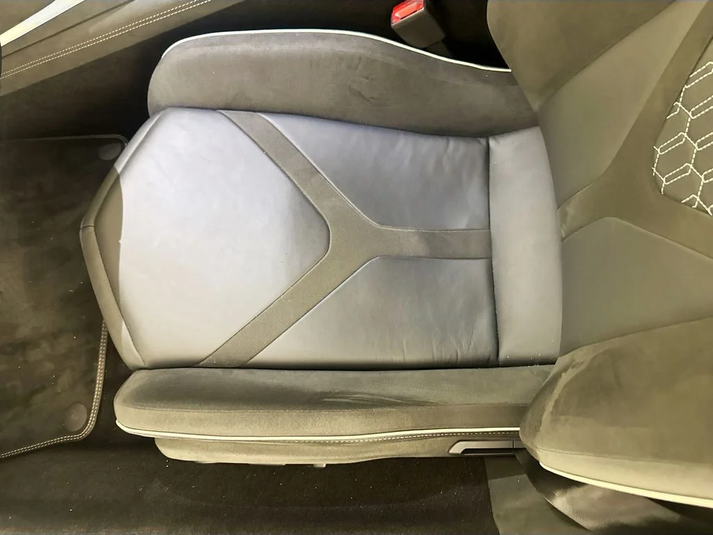 Used 2024  Lamborghini  image 20