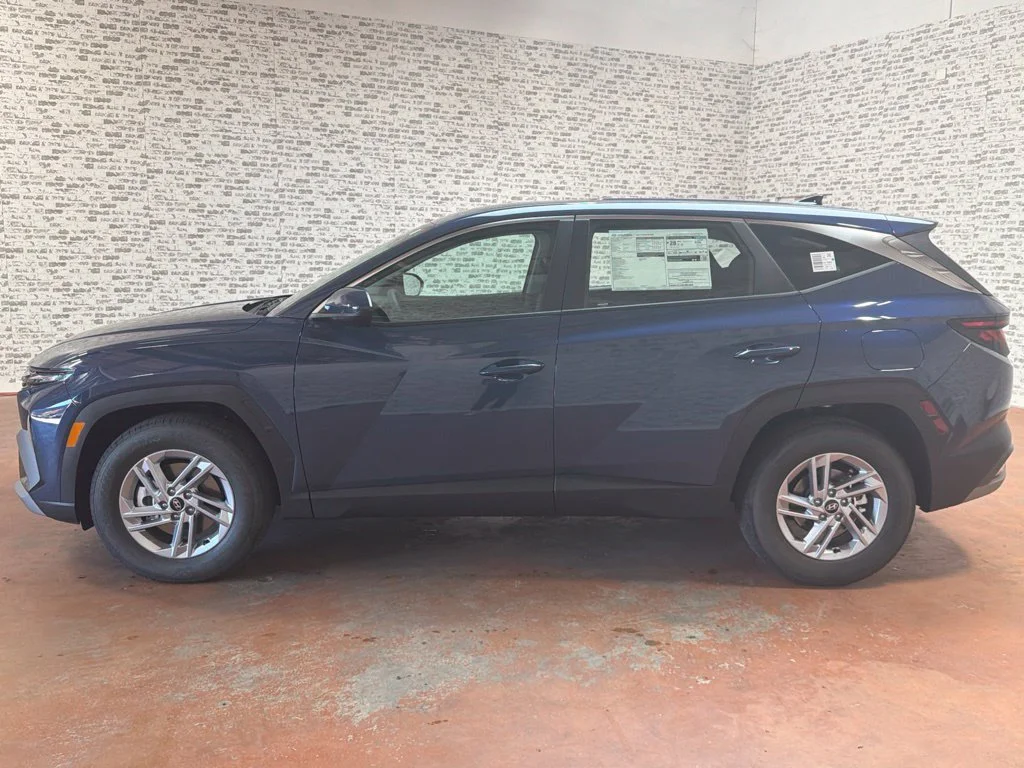 New 2026 Atlantis Blue Hyundai SE image 4