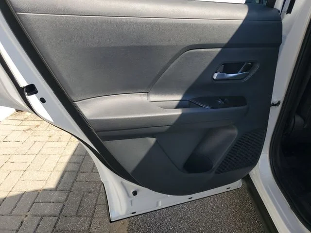 2026 Nissan KICKS SR - Photo 19