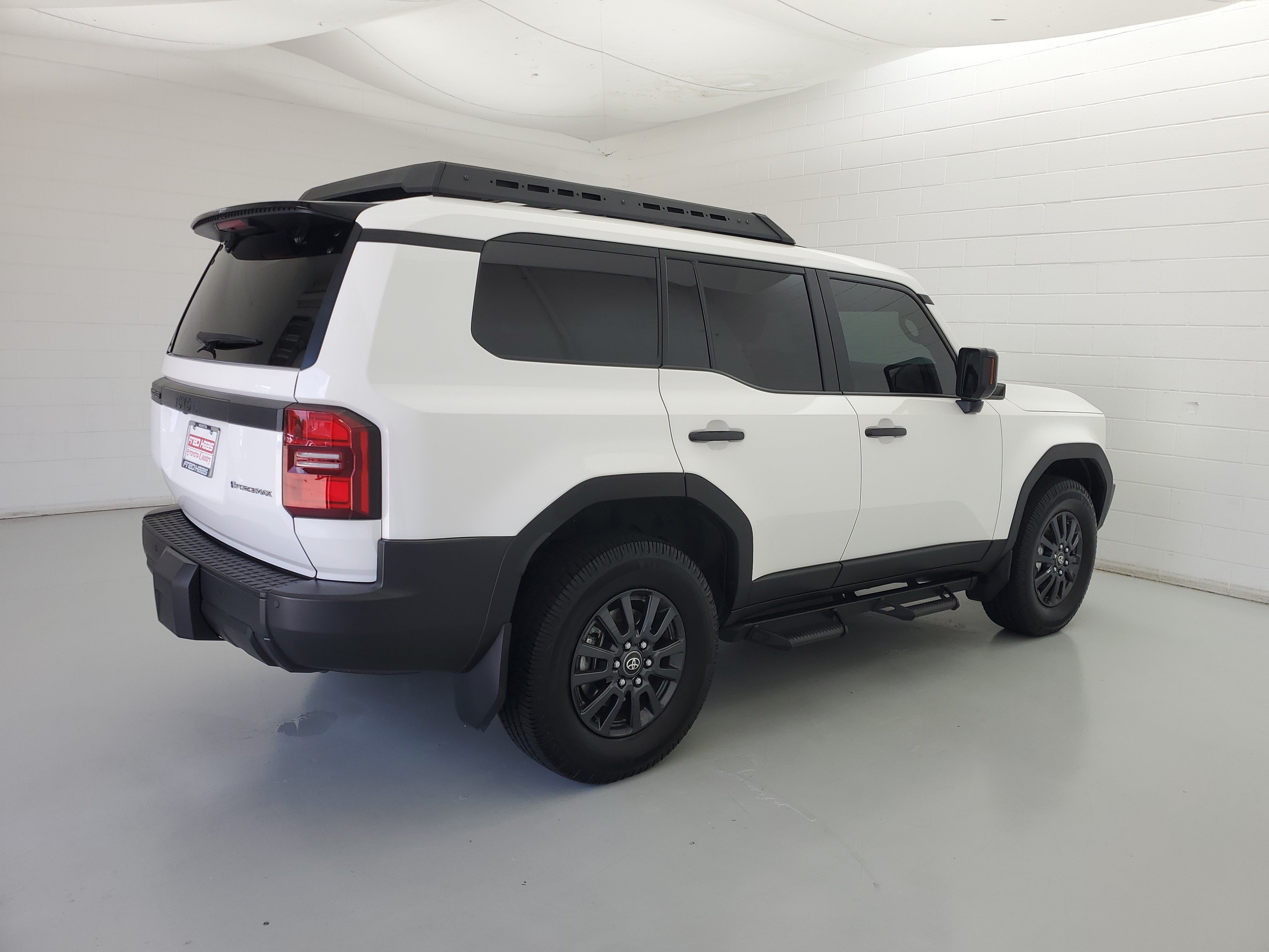 Used 2024 Ice Cap Toyota 1958 image 5