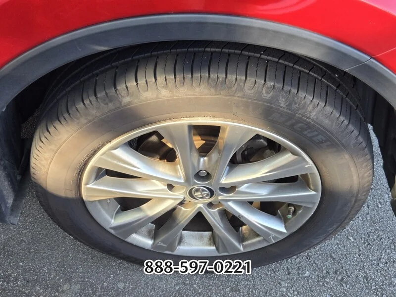 Used 2017 Barcelona Red Metallic TOYOTA LIMITED image 10