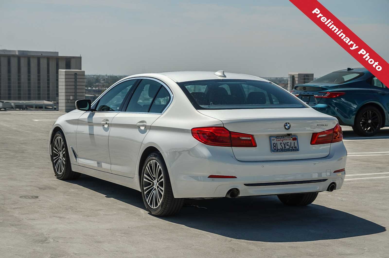 Used 2019 Alpine White BMW 530i image 8