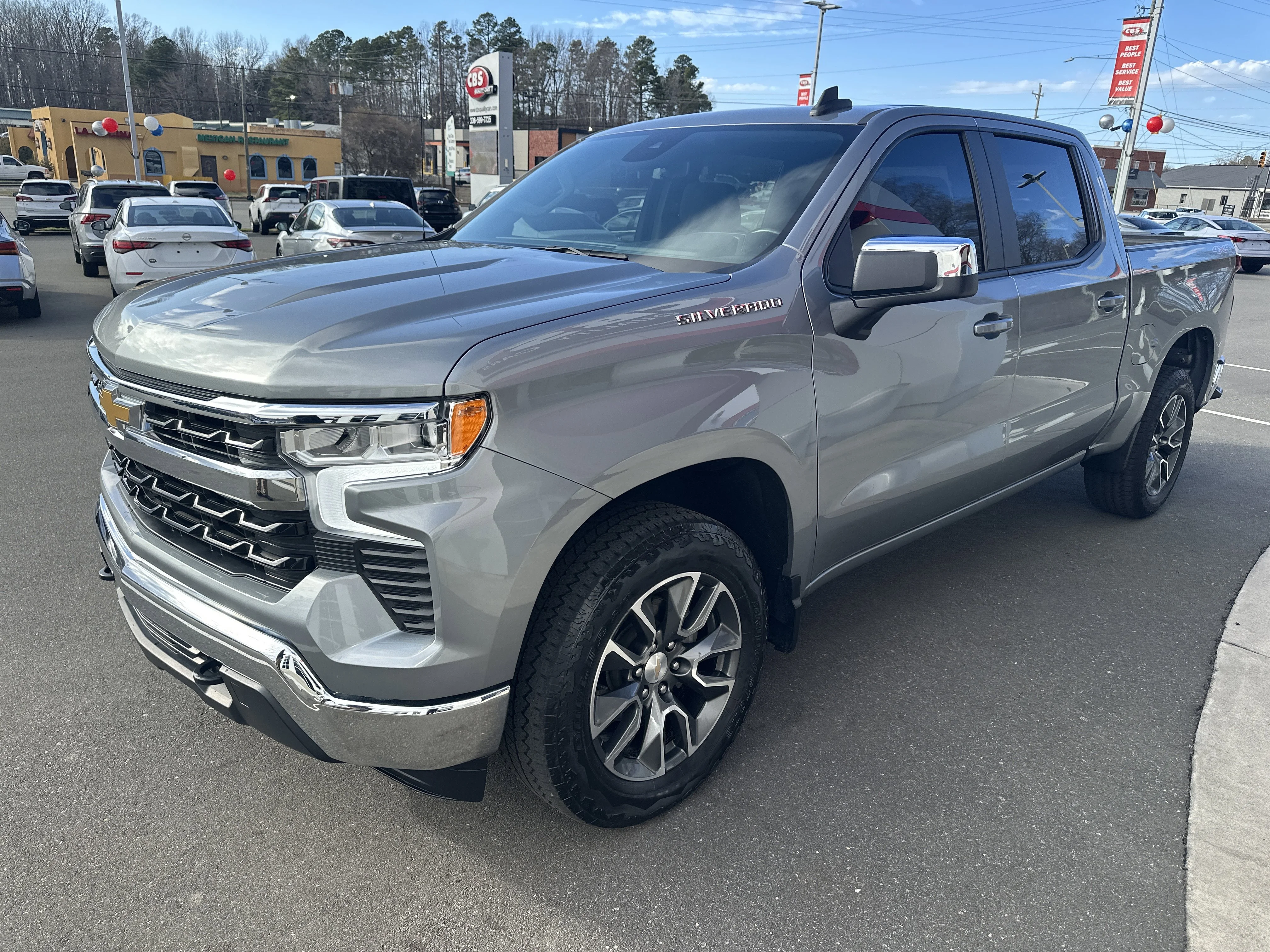 Used 2023 Sterling Gray Metallic Chevrolet LT image 4