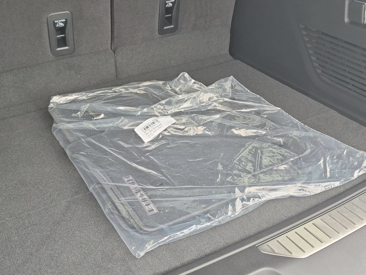 New 2026 Sterling Gray Metallic Chevrolet High Country image 34