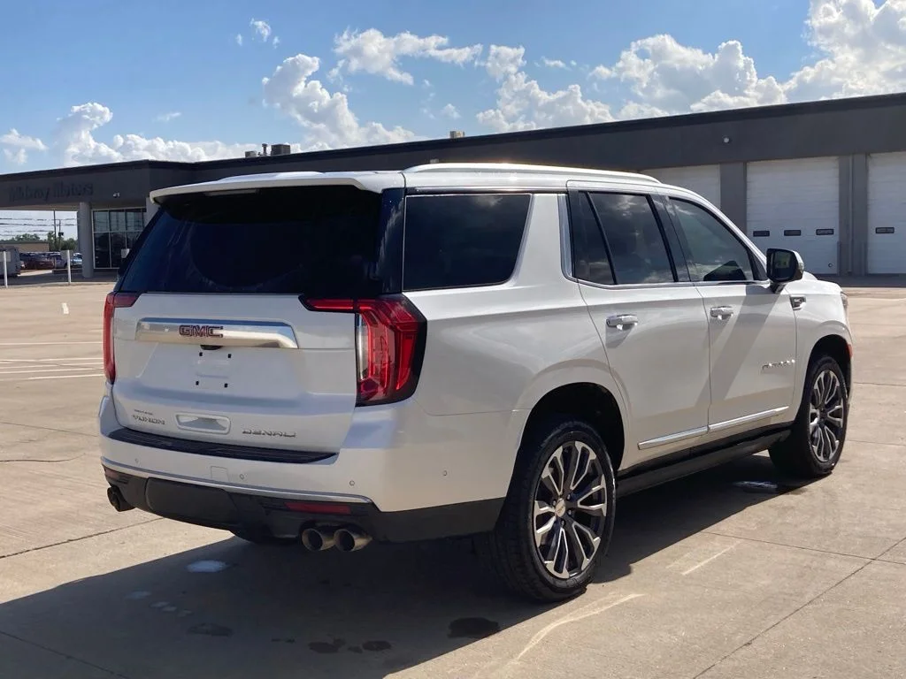 Used 2024 White Frost GMC Denali image 7