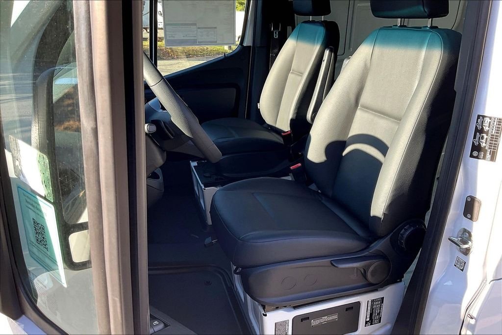 New 2026 Arctic White Mercedes-Benz Cargo Van 170 WB image 8