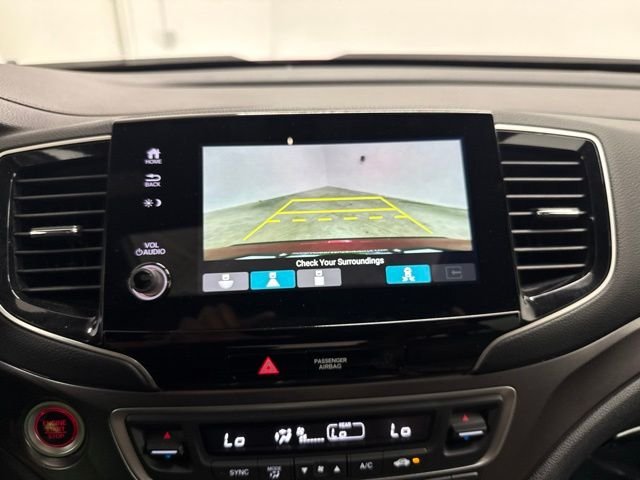 Used 2025 Red Honda EX-L image 36