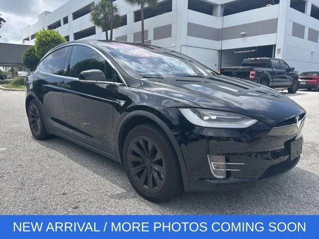 2020 Tesla Model X's photo