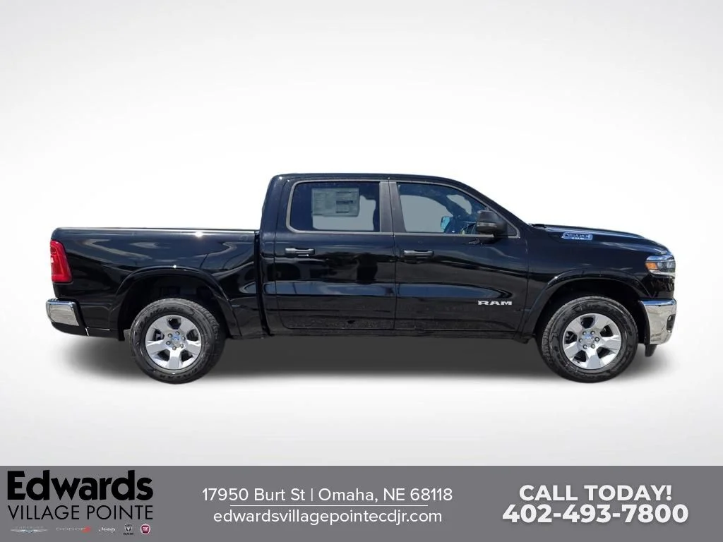 New 2026 Diamond Black Crystal Pearl-Coat Exterior Paint RAM Big Horn image 2