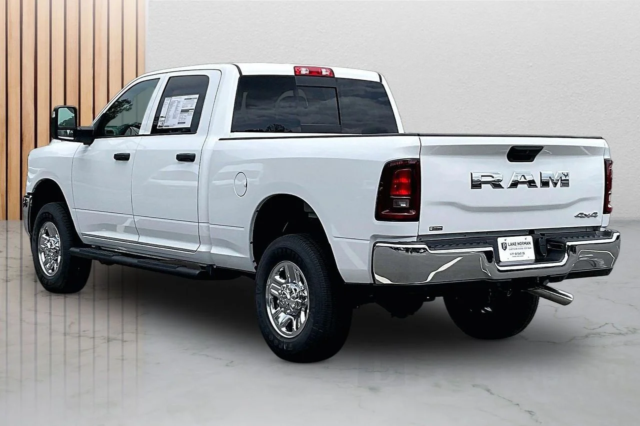 New 2026 Bright White Clear-Coat Exterior Paint RAM Tradesman image 7
