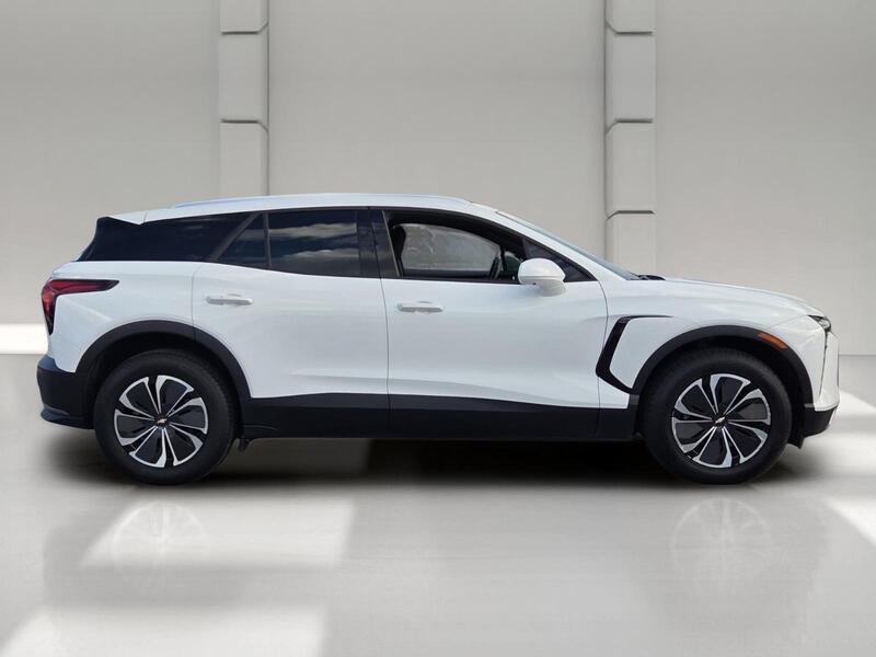 2024 Chevrolet Blazer EV LT - Photo 6
