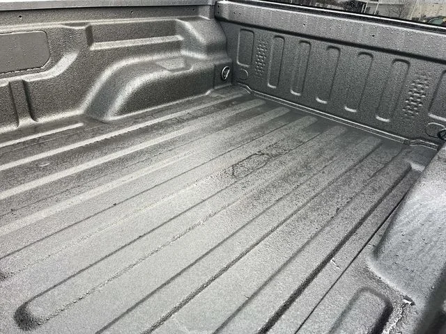 New 2026 Black Clear-Coat Exterior Paint Jeep Mojave image 4