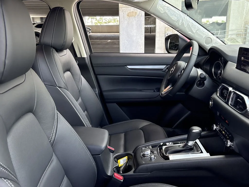 2025 Mazda CX-5 S Preferred package - Photo 9