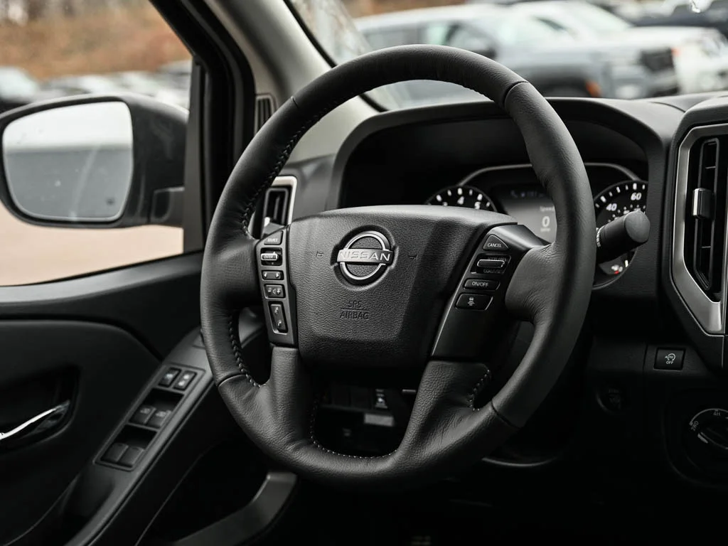 2026 Nissan Frontier SV - Photo 13