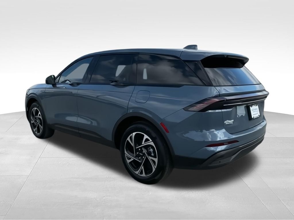 New 2026 Blue Lincoln Premiere image 6