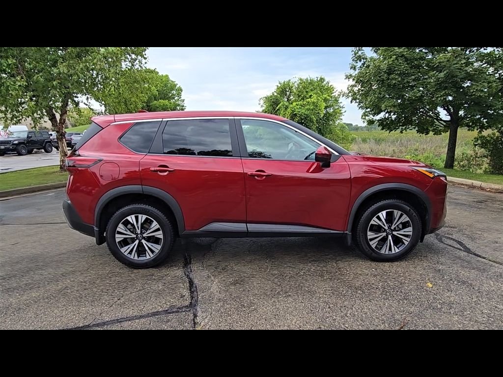 Used 2023 Red Nissan SV image 8