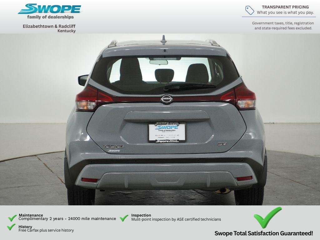 Used 2024 Boulder Gray Pearl Nissan SV image 5