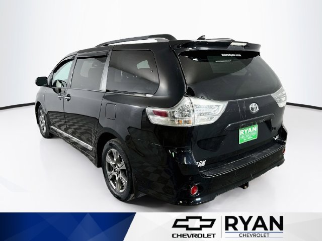 Used 2019 Black Toyota SE image 5