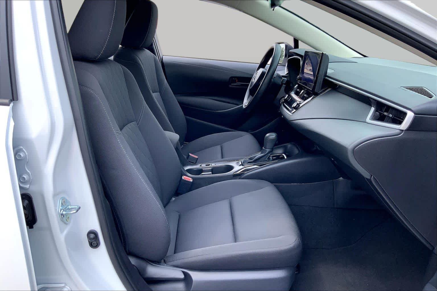 Used 2026 Ice Cap Toyota LE image 9