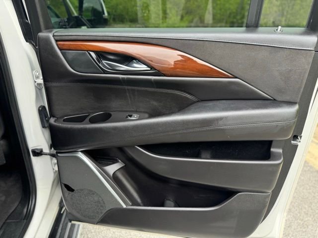 Used 2020 Crystal White Cadillac Luxury image 16