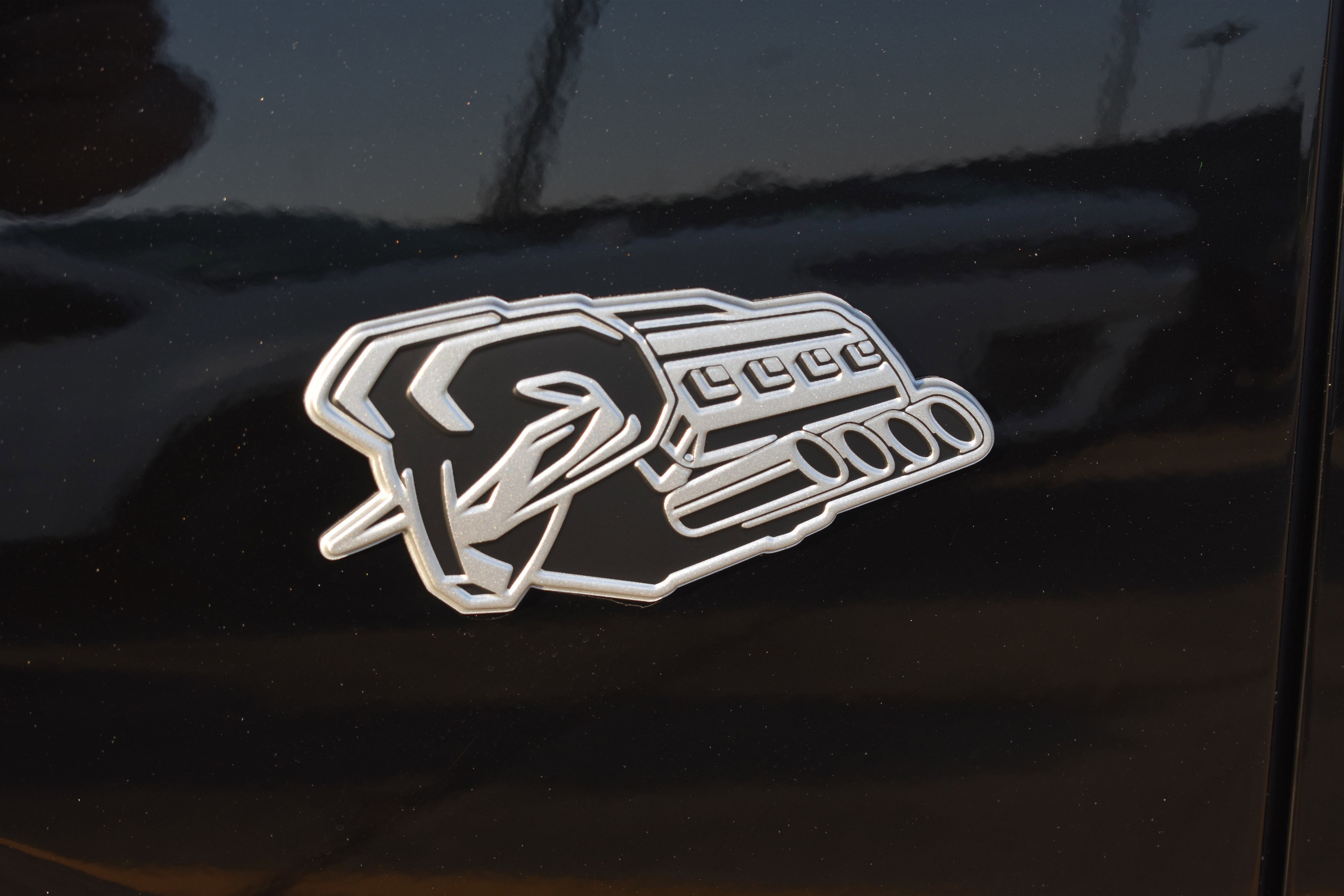 New 2026 Diamond Black Crystal Pearl-Coat Exterior Paint RAM Express image 11