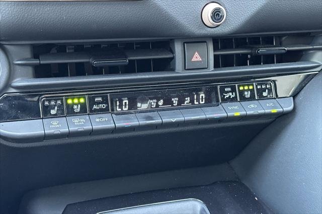 Certified Used 2025 BRONZE AGE* Toyota  image 20