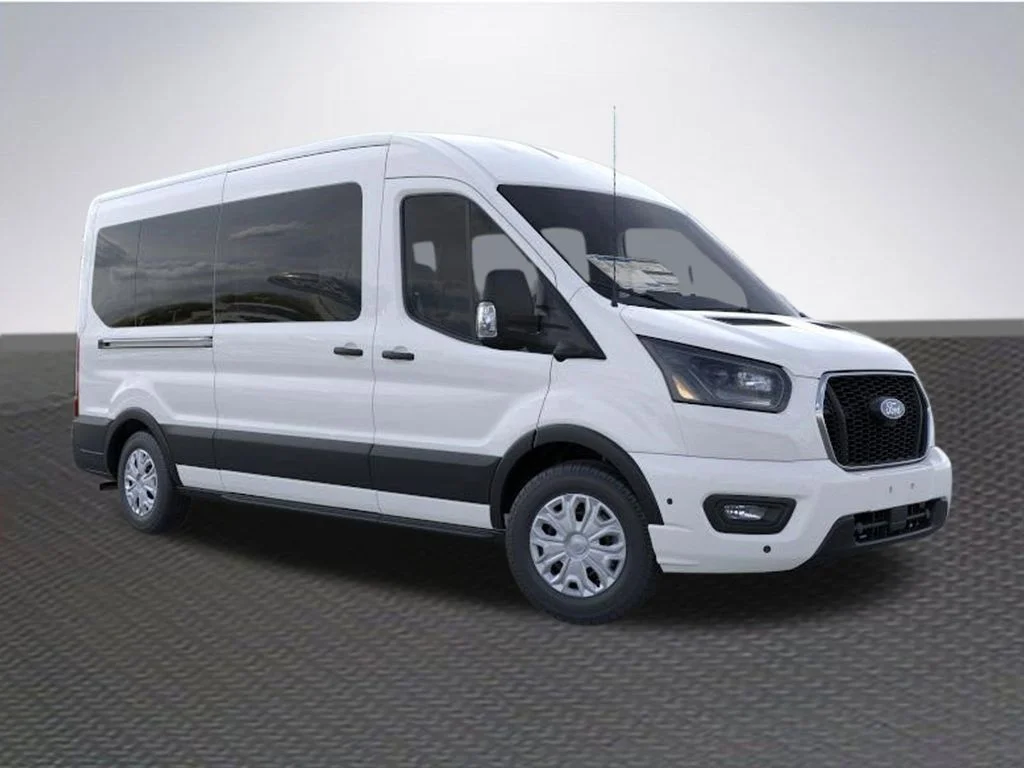 New 2026 Oxford White Ford Passenger Van XLT image 7