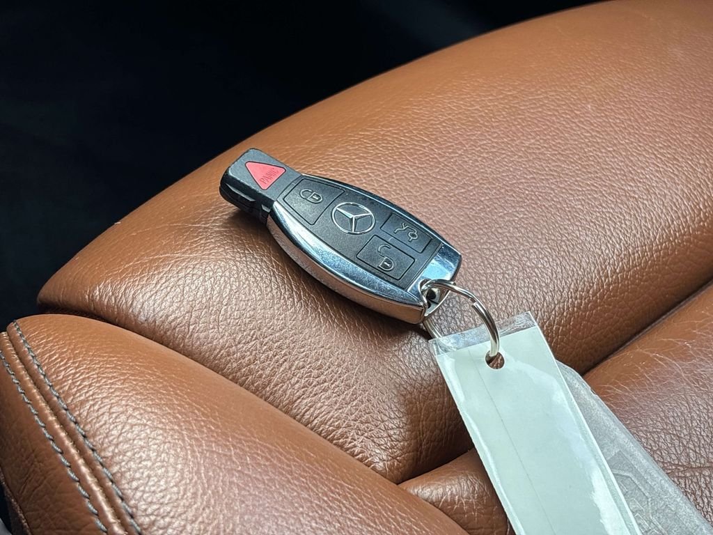 Used 2019 Blue Mercedes-Benz GLC 300 image 31