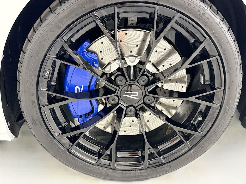 New 2026 Pure White Volkswagen Base image 29