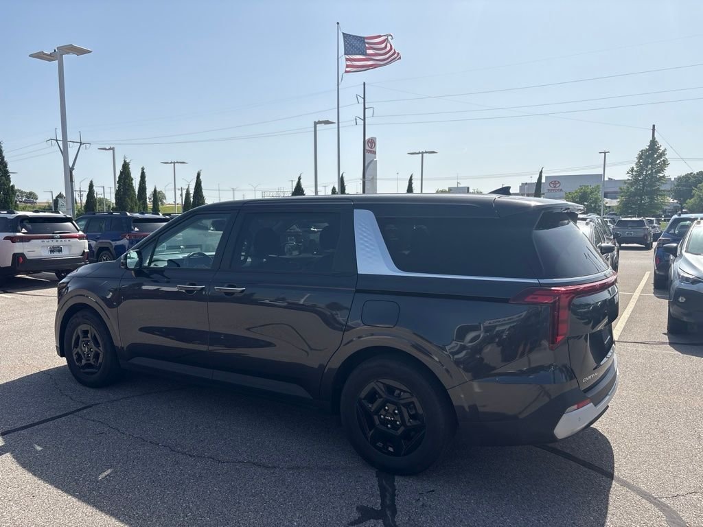 Used 2026 Gray Kia LXS image 6