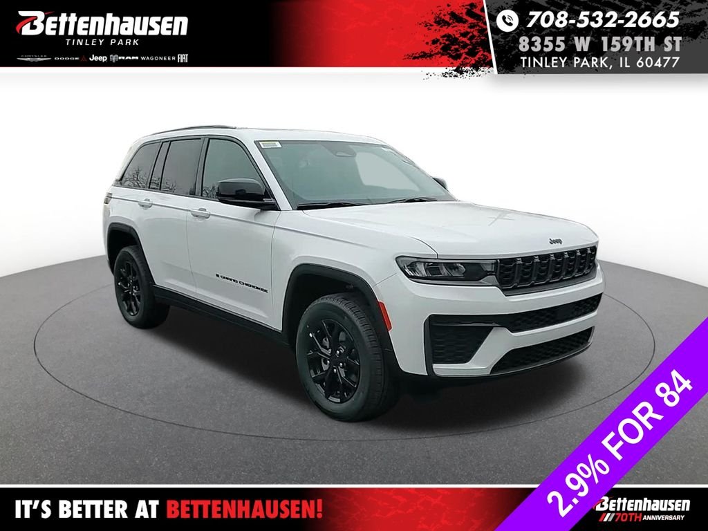 New 2026 Bright White Clear-Coat Exterior Paint Jeep Laredo Altitude image 3
