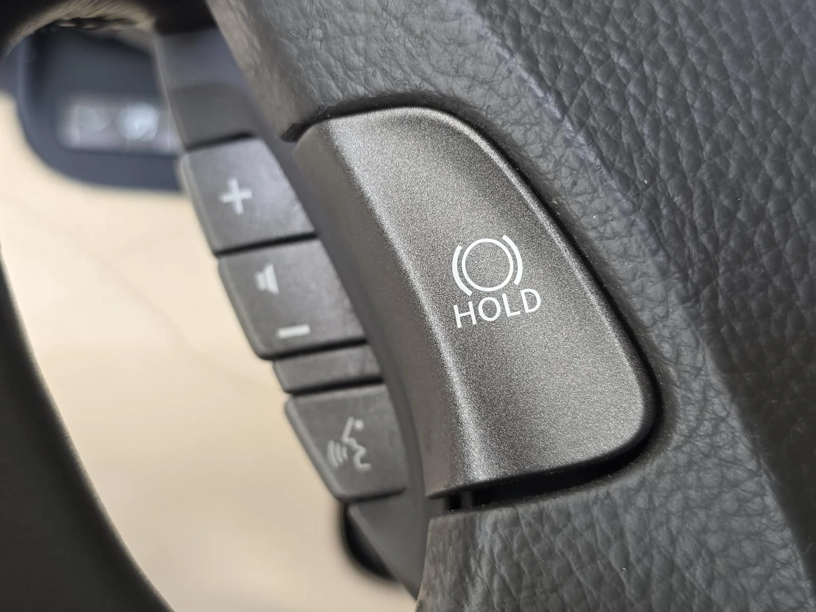 Used 2008  Lexus 460 L image 26