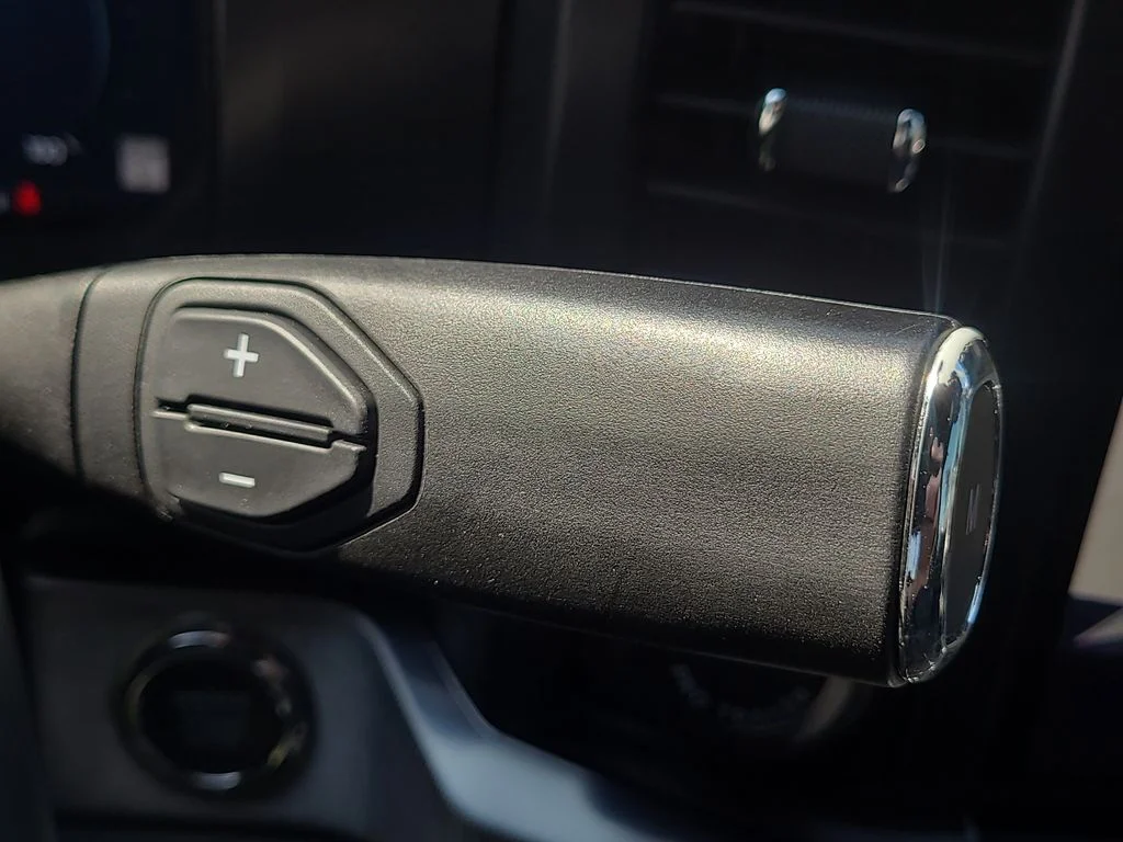 Used 2025 Gray Ford Platinum image 28