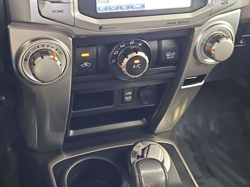 Used 2016 Gray Toyota SR5 image 34