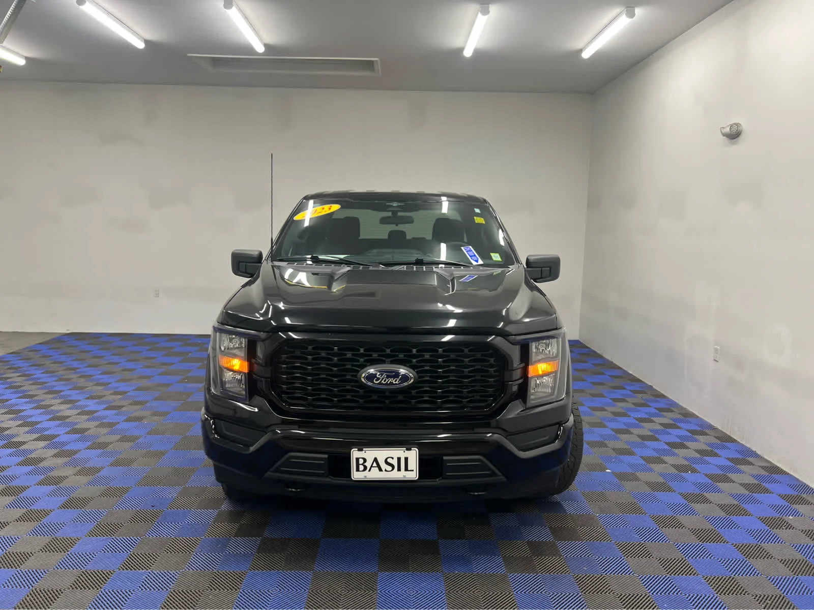 Used 2023 Agate Black Metallic Ford XL image 7