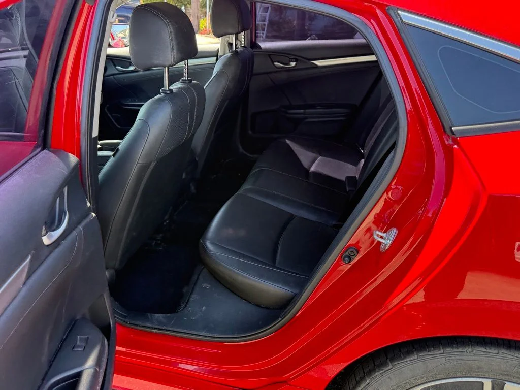 Used 2018 Red Honda EX-L image 5
