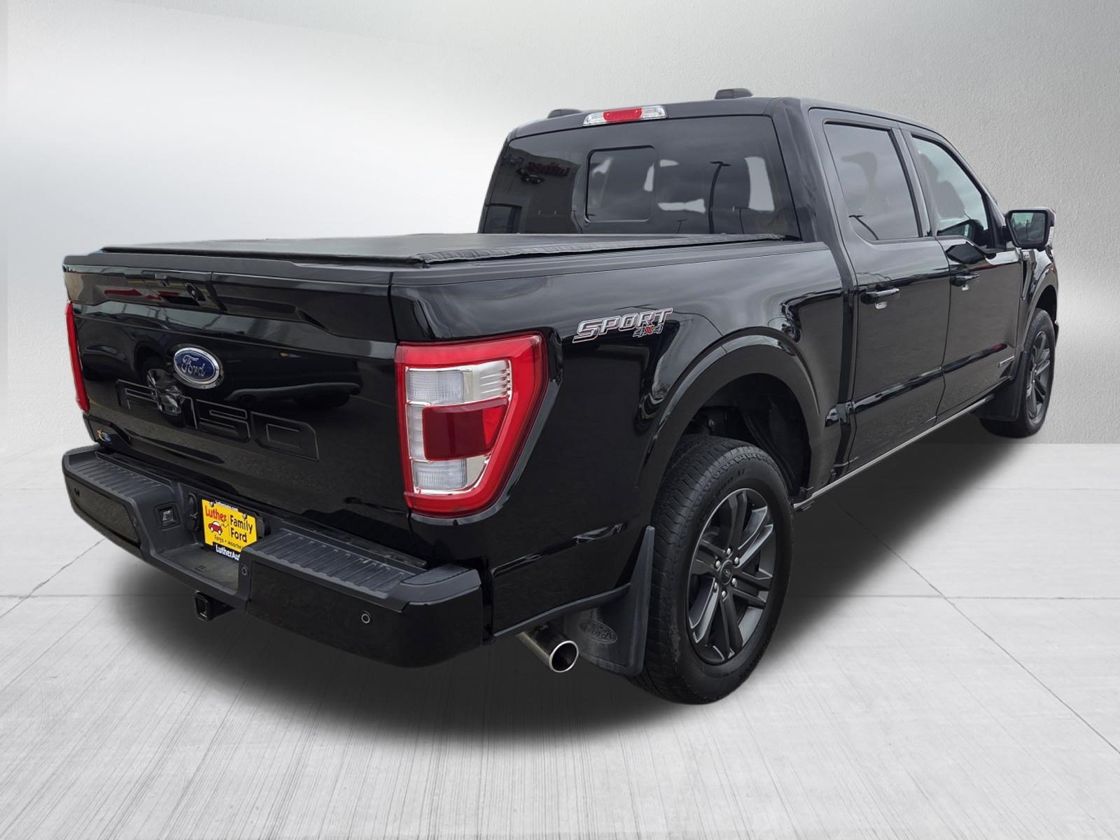 Certified Used 2023 Agate Black Metallic Ford LARIAT image 7