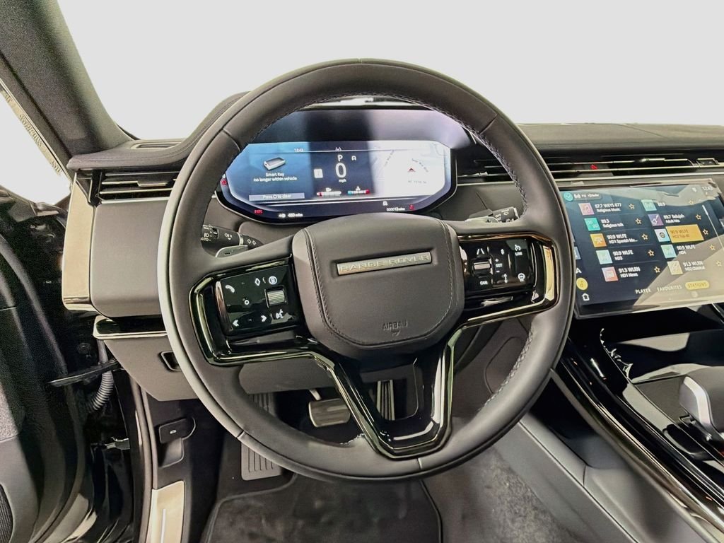 New 2027 Santorini Black Land Rover Dynamic SE P400 image 11