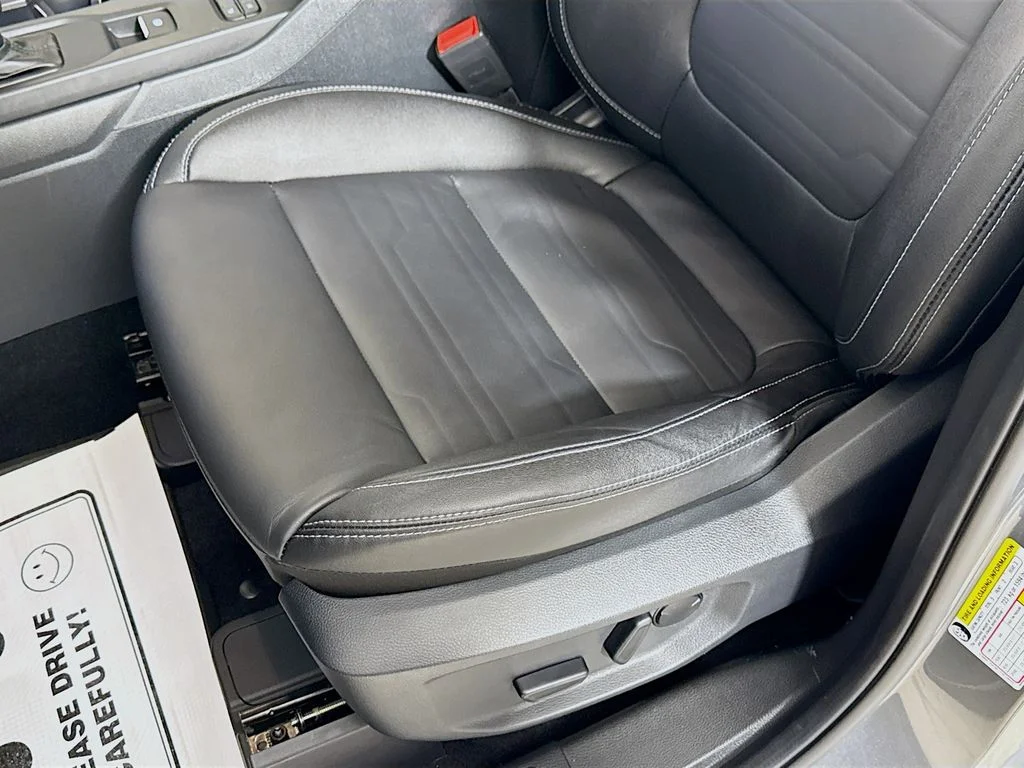 Certified Used 2024 Carbonized Gray Metallic Ford LARIAT image 3