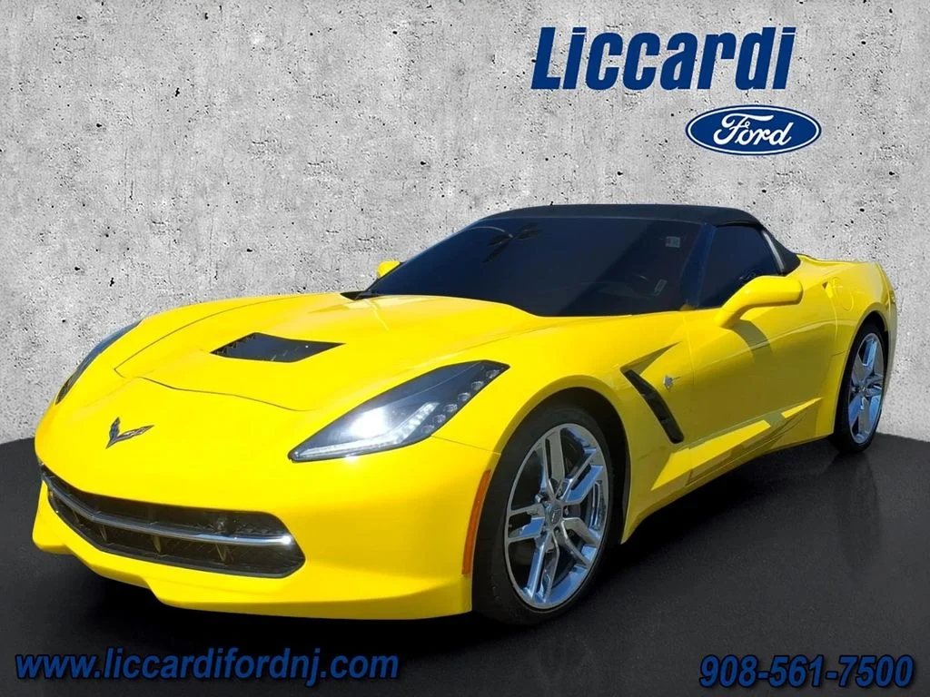 Used 2019 Yellow Chevrolet Stingray image 3