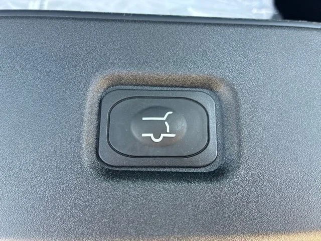 New 2026 Agate Black Metallic Ford Tremor® image 9