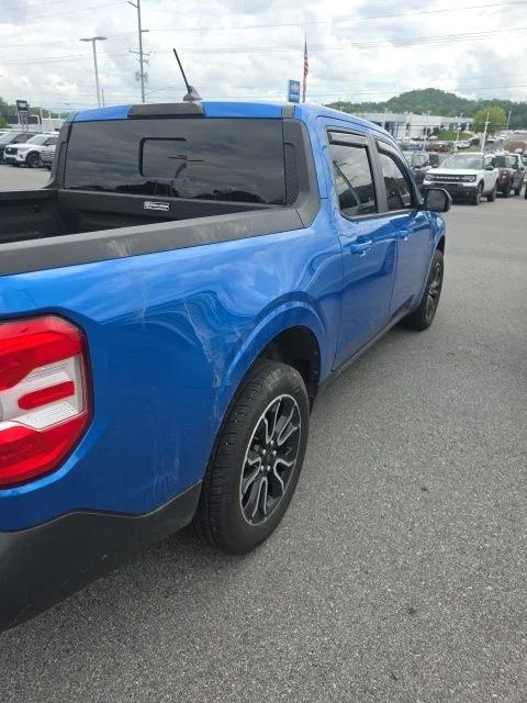 Used 2022 Blue Ford Lariat image 6