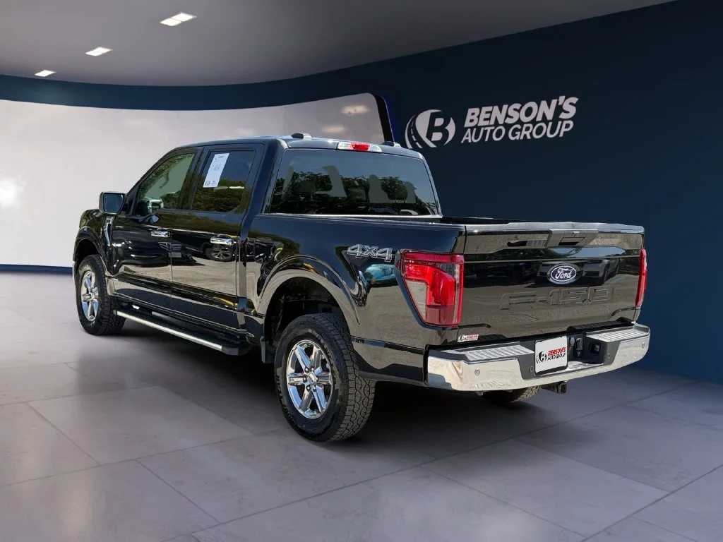 Used 2025 Black Ford XLT image 3