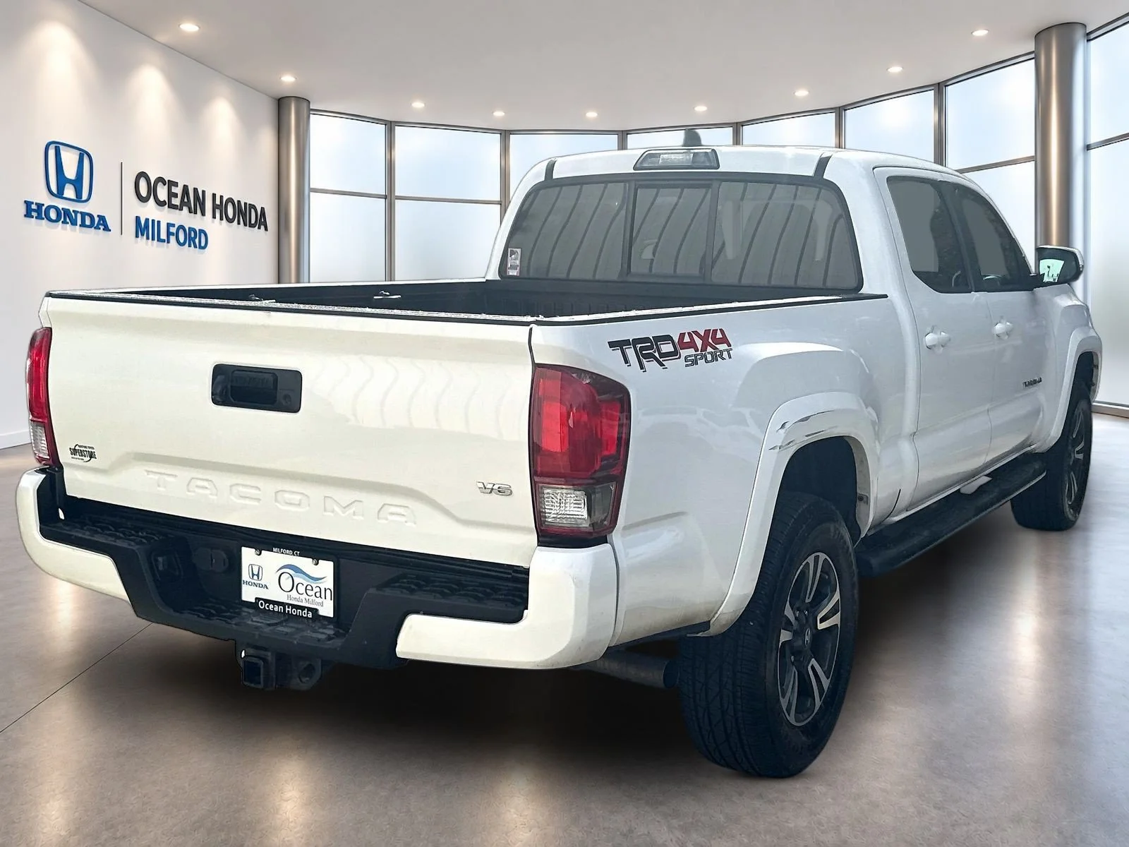 Used 2016 Super White Toyota TRD Sport image 5