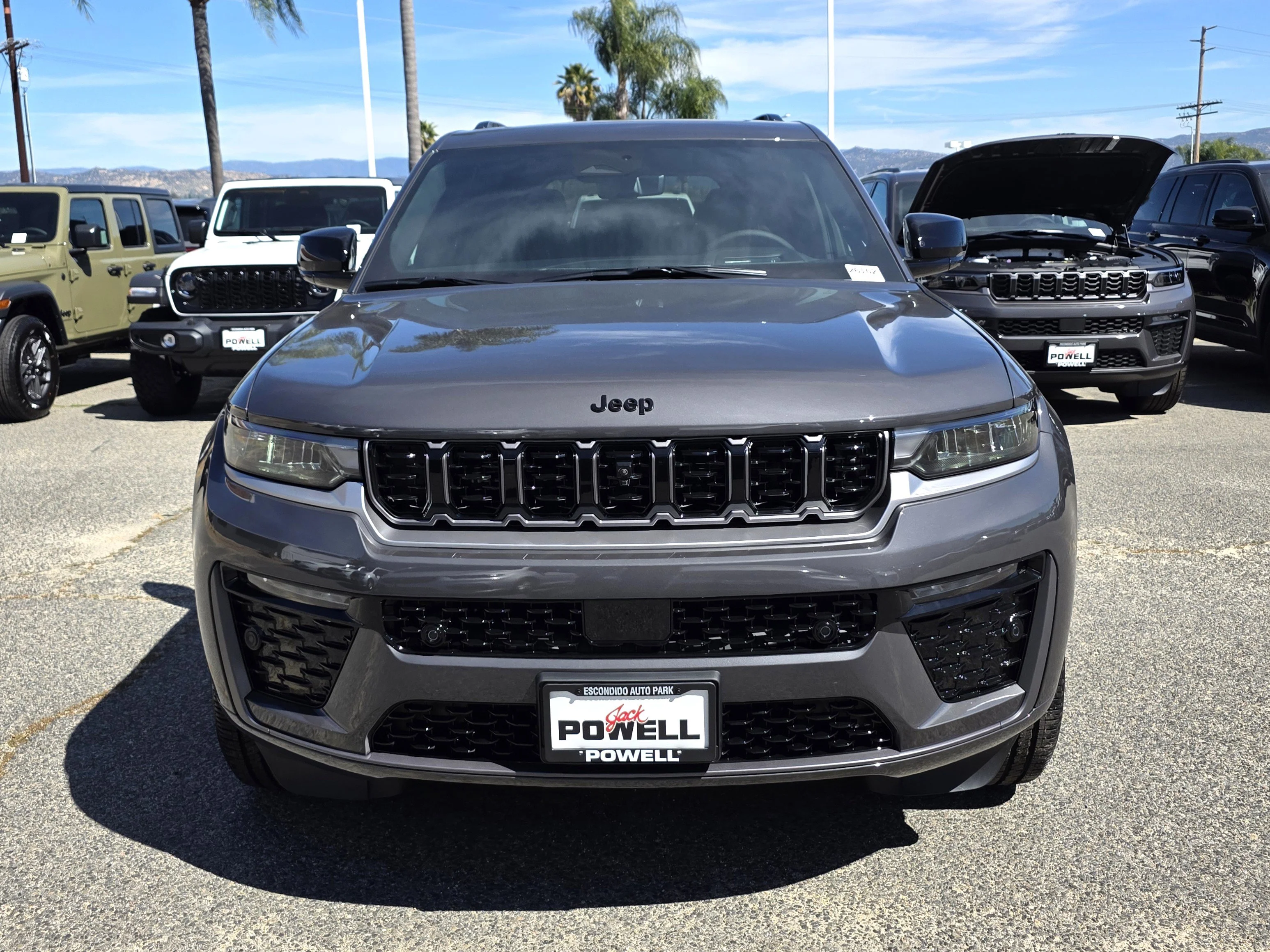 New 2026 Gray Metallic Jeep Limited Reserve image 7