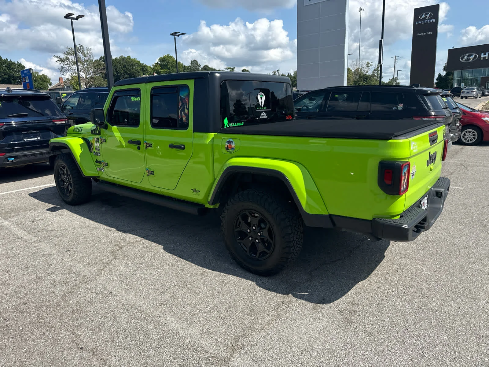 Used 2021 Limited Edition Gecko Clearcoat Jeep Willys image 6